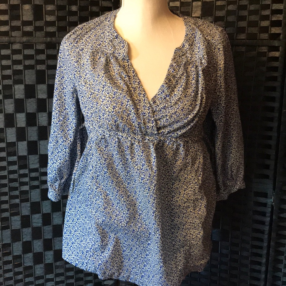 Maternity shirt